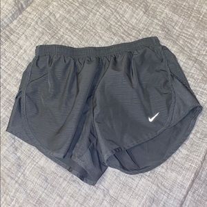 grey nike athletic shorts